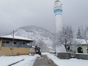 Dumlupınar’da tüm köy yolları açıldı