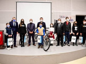 Altındağlı gençlerden gurur tablosu
