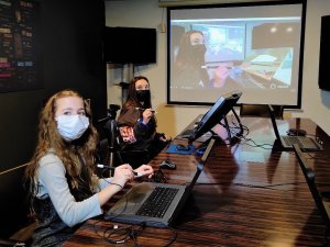 Sanal gerçeklik ile öğrenciler virüsün bulaşma ve tedavi süreçlerini öğreniyor