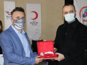 Hollanda’daki Türklerden Türkiye’deki engelli bireylere destek