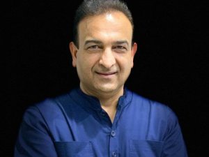 Bulut Dental CEO’su Dr.Vecdi Bulut: “All On Four Tekniği ile bir günde sabit dişe kavuşturuyoruz”