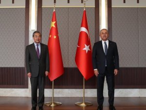 Bakan Çavuşoğlu, Çin Dışişleri Bakanı Wang Yi ile görüştü