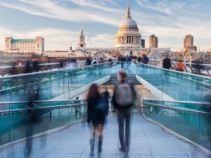 AB’de turizm yarıya indi