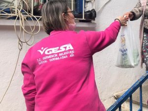 Germencik Belediyesi 1 ton taze fasulye dağıttı