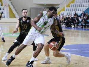 Manisa Derbisinde Kazanan Manisa BBSK