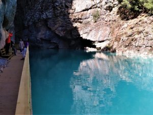 Türklere özgü turkuaz rengiyle ünlü Acıpayam Kanyonu turizme hazırlanıyor