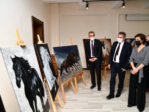 Çocukluk hayali tuvale yansıdı