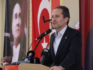 Fatih Erbakan Yeniden Refah Partisi kongresinde konuştu