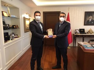 Kağıthane Belediye Başkanı Mevlüt Öztekin, Enerji ve Tabii Kaynaklar Bakanı Fatih Dönmez’i ziyaret etti