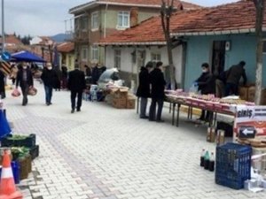 Emet’te halk pazarı kapatıldı