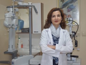 Göz kapağı düşüklüğüne cerrahi müdahale