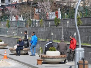 Türkiye risk haritası ’kırmızıya’ döndü, ’mavi’ kalan tek il Şırnak oldu