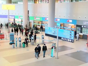 İstanbul’daki havalimanlarında 4 bin 875 yolcunun PCR testi pozitif çıktı