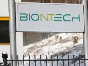 BioNTech Covid-19 aşı üretim kapasitesini 2.5 milyar doza yükseltiyor