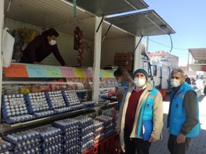 Afyonkarahisar’da pazarda korona virüs denetimi yapıldı