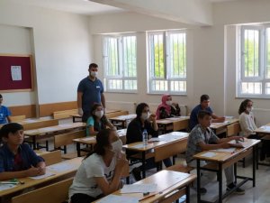 Yüksek riskli Denizli’de yüz yüze eğitime devam edilecek