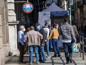 İtalya’da son 24 saatte 529 can kaybı