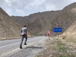 Aydın Aydın yeni klibinde Edirne’den Hakkâri’ye koştu