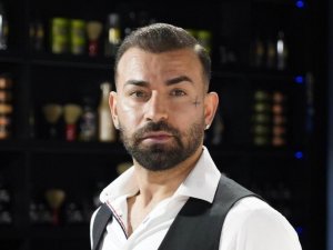 Saç tasarım uzmanı Şenol Erdoğan: “Saçlarınızı her gün değil gün aşırı yıkayın”