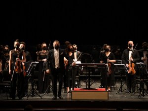 Pandemi Orkestrası’nın konukları Hakan Şensoy ve Cihat Aşkın oldu