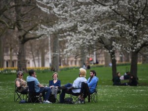 İngiltere’de son 24 saatte 4 bin 52 vaka