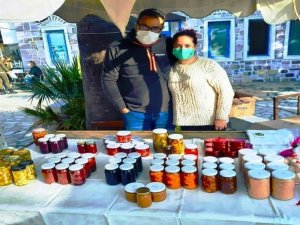 Pandemiyle işleri sekteye uğrayan kafe işletmecisi reçelle çıkış yolu buldu