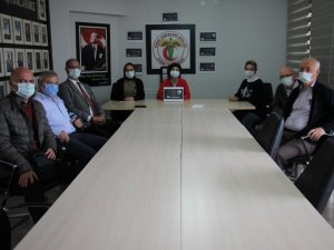 Aydın Tabip Odası Korona virüs dolayısıyla hayatını kaybeden sağlıkçıları andı
