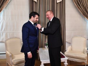 Selçuk Bayraktar ve Haluk Bayraktar’a Karabağ nişanı