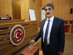 Sivas İl Genel Meclisi’nde Akkaş güven tazeledi
