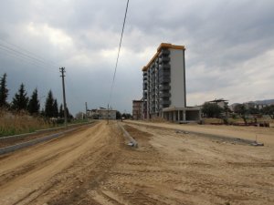 Nazilli’de yol yapım çalışmaları sürüyor