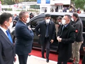 Cumhurbaşkanı Yardımcısı Oktay, Gazimağusa Belediyesini ziyaret etti