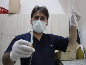 Sağlıkçılar “Çok yorulduk” dedi, tedbirlere uyma çağrısı yaptı