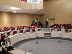 Başkan Arda, büyükşehir ile yaptıkları arsa takası eleştirilerine yanıt verdi