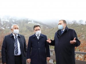 Vali Gökmen Çiçek Bolvadin ilçesinde Kadın Kültür Evini inceledi