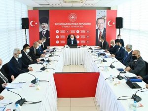 İçişleri Bakanı Soylu, Sultangazi Güvenlik Toplantısına katıldı