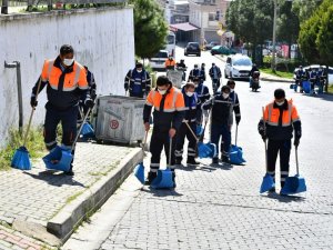 Büyükşehirden kısıtlamada temizlik harekâtı