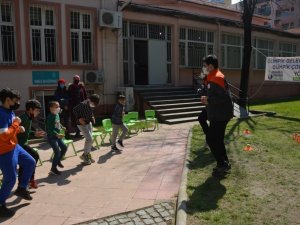 Hem kitap okudular hem spor yaptılar