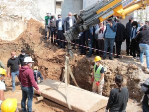 2400 yıl sonra lahit mezar gün yüzüne çıktı