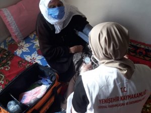 Yenişehir Vefa Sosyal Destek Grubu ekipleri vatandaşların ihtiyaçlarını karşılıyor