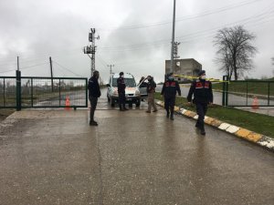 Cenaze sonrası bir mahalle karantinaya alındı