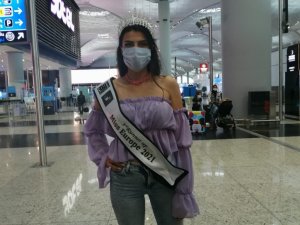 Lübnan’daki güzellik yarışmasında Türk manken üçüncü oldu