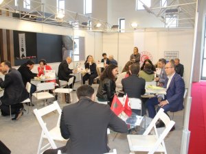 Ege İhracatçı Birliklerinden Modeko’ya büyük destek