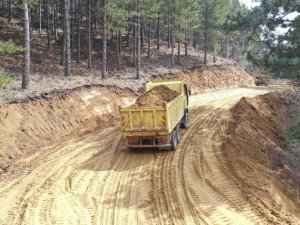 Aydın Büyükşehir Belediyesi yol yapım çalışmalarına devam ediyor