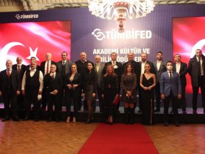 TÜMBİFED Akademi Kültür ve Bilim Ödülleri sahiplerini buldu