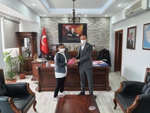 En çok kitap okuyan öğrenciler ödüllendirildi