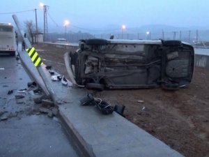 Takla attığı otomobilden burnu bile kanamadan çıktı
