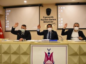 Şehzadeler’den pandemide esnafa büyük destek