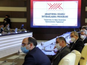 YÖK Başkanı Saraç ‘araştırma ve aday araştırma’ üniversitelerinin rektörleriyle buluştu