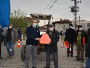 Traktörlere önce reflektör sonra muayene