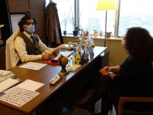 Ailelerin skolyoz teşhisinde görevi çok büyük